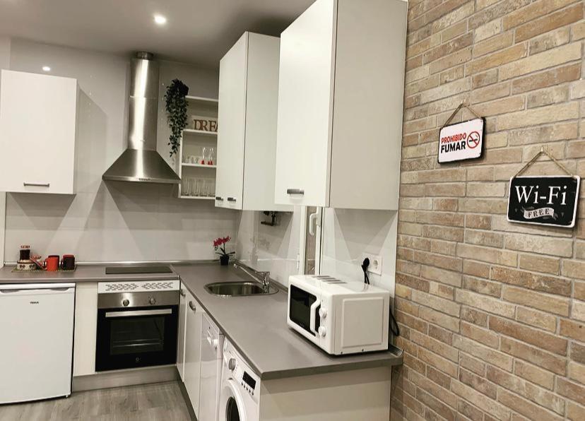 Apartamento Vip III En Madrid Centro Lägenhet Exteriör bild